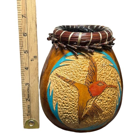Vintage‎ Hand Carved Painted Gourd 6.5" Vase Hummingbird Signed Folk Art Decor - Picture 11 of 11